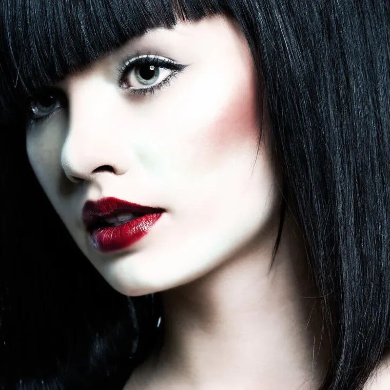 Gothic White Liquid Foundation