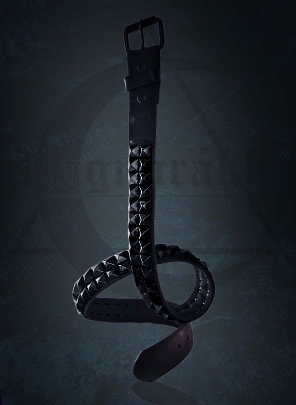 Classic Pyramide Studs Belt Black