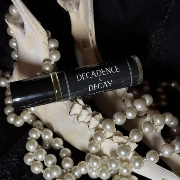 Hovedbilde Decadence and Decay Perfume ...