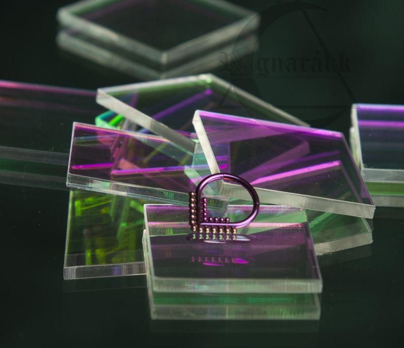 Lana Zelda Hue Dized Hinged Ring 