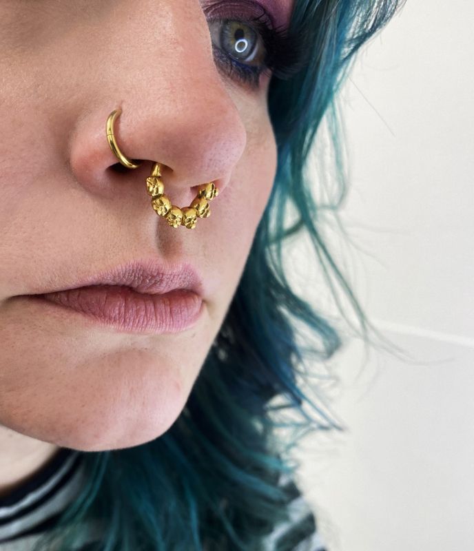Skulls Hinged Ring